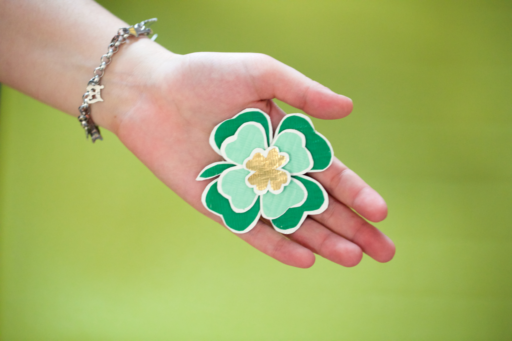 How-To: Duck Tape® Clover Magnet