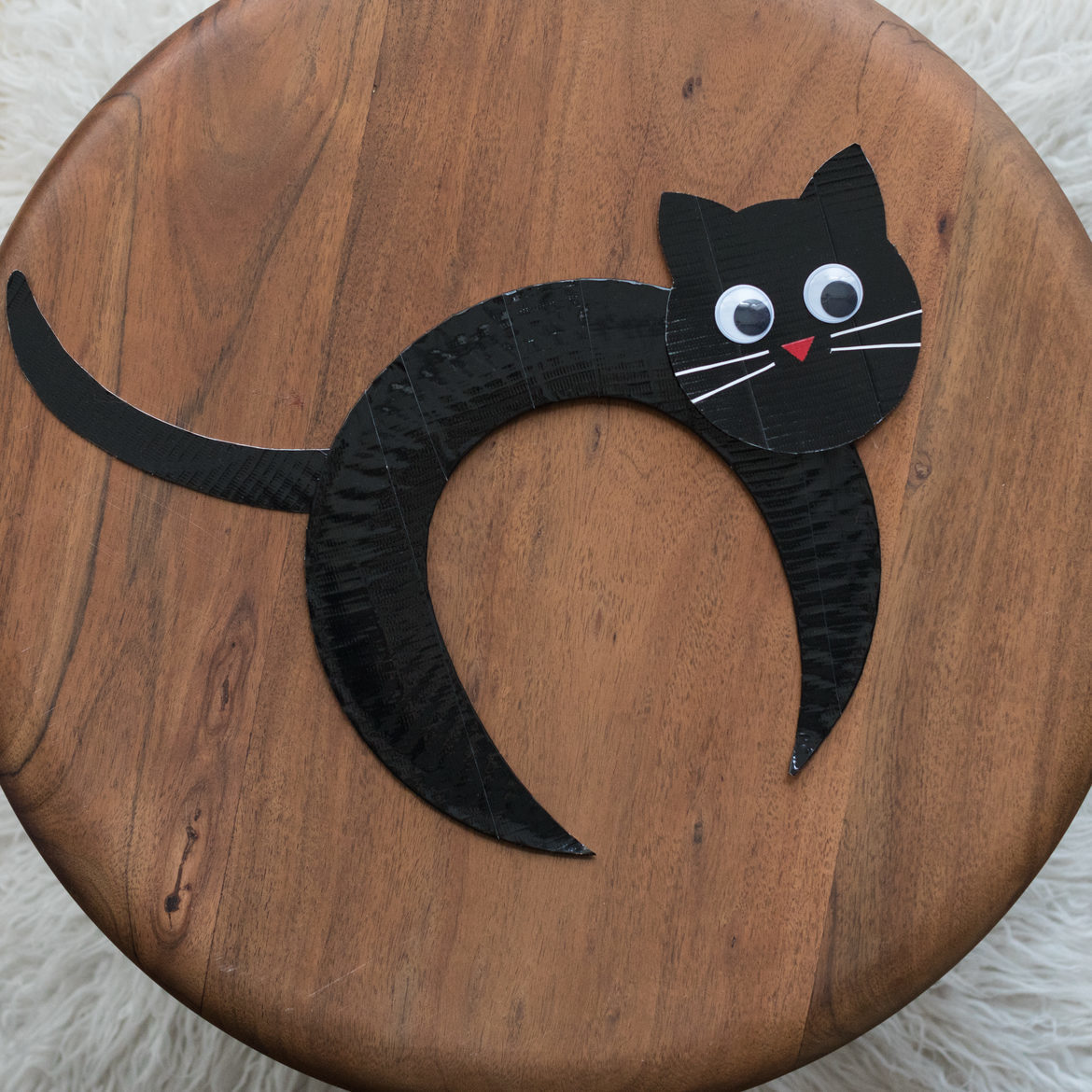 How-To: Duck Tape® Paper Plate Black Cat