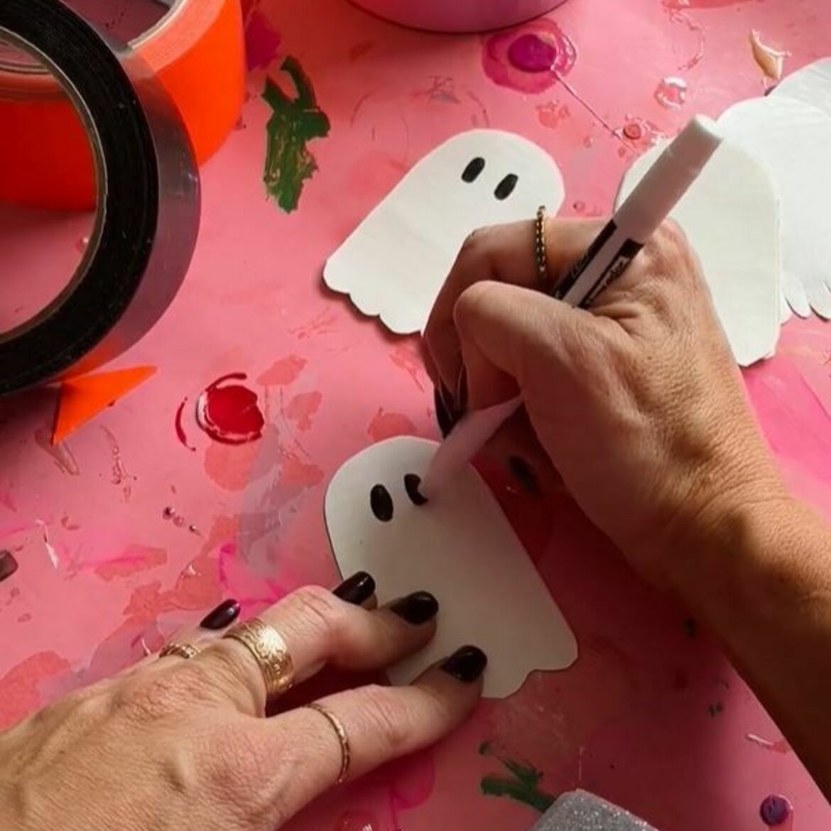 Halloween Garland Ghost Eyes