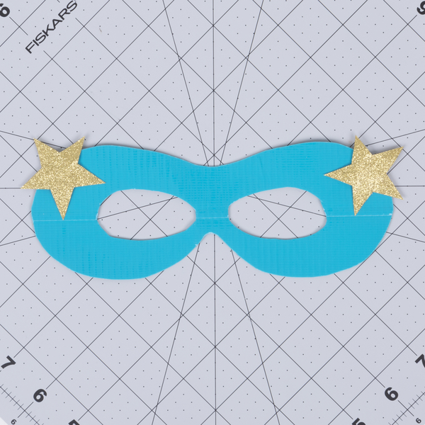 stars made in the previous step attached to the corners of the mask